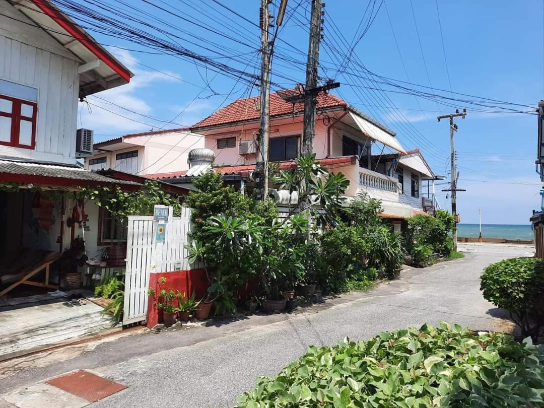 Thaimex Cafe & Homestay Backpackers- Adults Only Prachuap Khiri Khan Luaran gambar